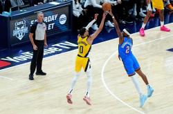 开云体育-1年310万签约火箭！休斯顿目标夺冠？新后卫直接摊牌，凸显高情商