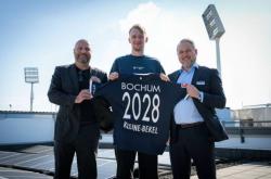 开云体育下载-官方：波鸿签下基尔中卫贝克尔，双方签约至2028年