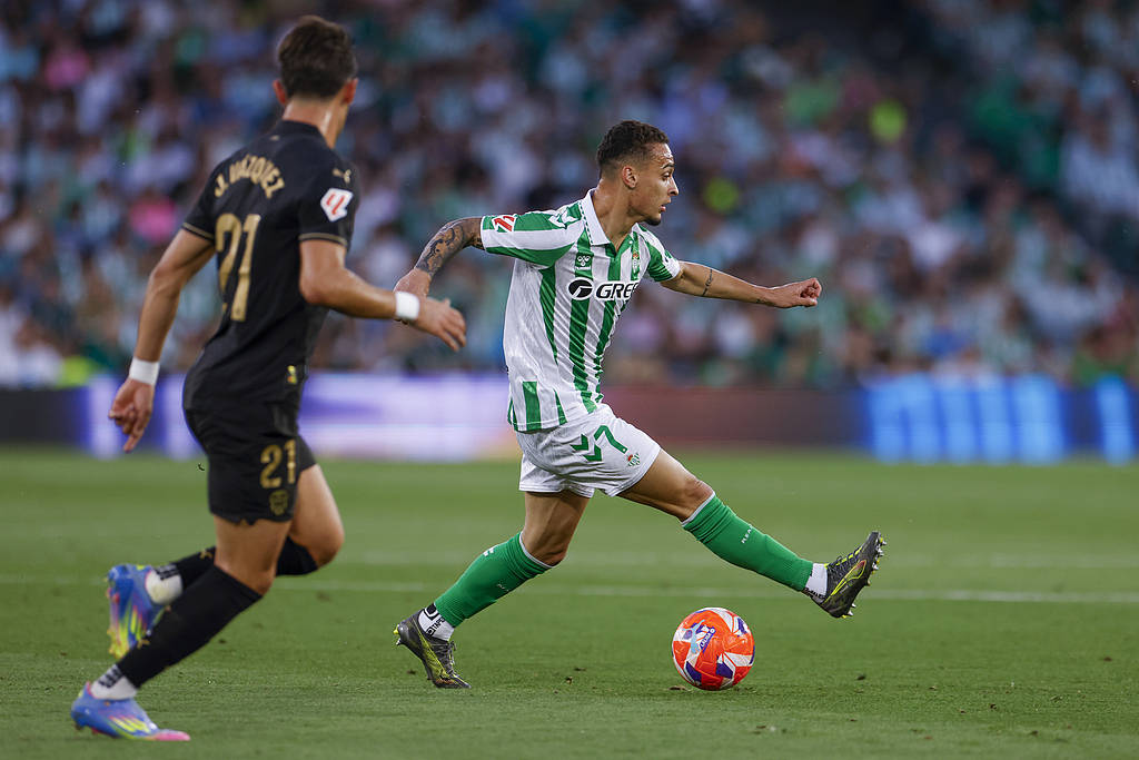 贝蒂斯全力推进安东尼转会:支付2000万欧,得到球员50%所有权!