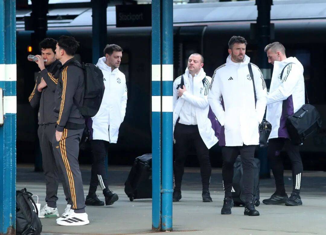 曼联公布战阿森纳大名单铁闸复出！卡里克有信心连胜，索帅送祝福