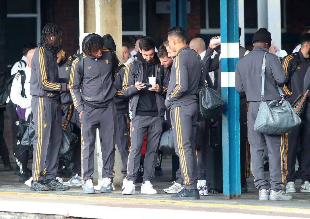 曼联公布战阿森纳大名单铁闸复出！卡里克有信心连胜，索帅送祝福